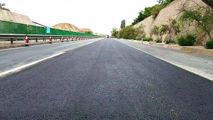 G6京藏高速公路劉白段路面養(yǎng)護(hù)工程6月底全部完工